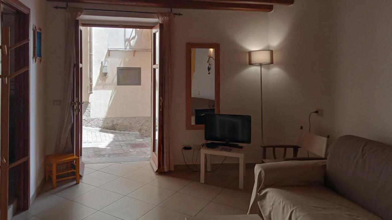 Casa Vacanza U Curtigghiu Lipari  Dış mekan fotoğraf